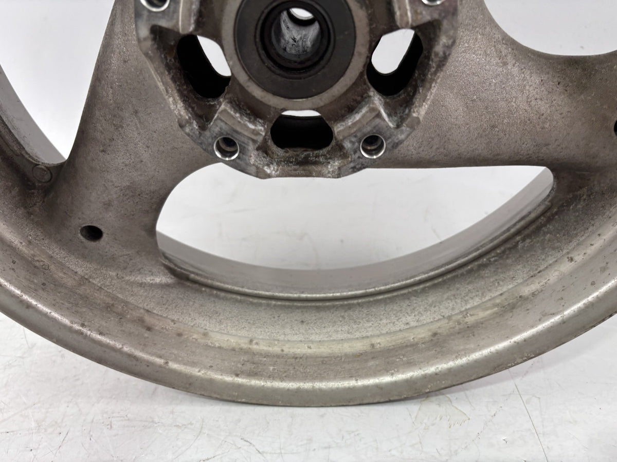 Suzuki RF 600 R GN76A Hinterradfelge Felge Rim Rad hinten back Reifen