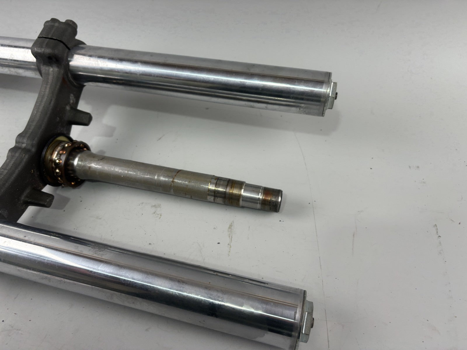 Suzuki GSX 750 F AK11 Gabel Tauchrohr Standrohr Fork Absorber