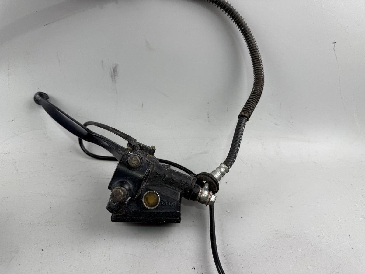 Suzuki GN250 NJ42A Bremsanlage Bremse Brake Sattel Pumpe Bremse vorne front