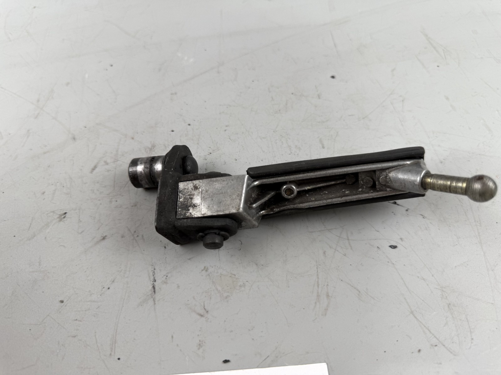 Triumph Daytona 1200 T300D Fußraste Foot Hangers rechts right