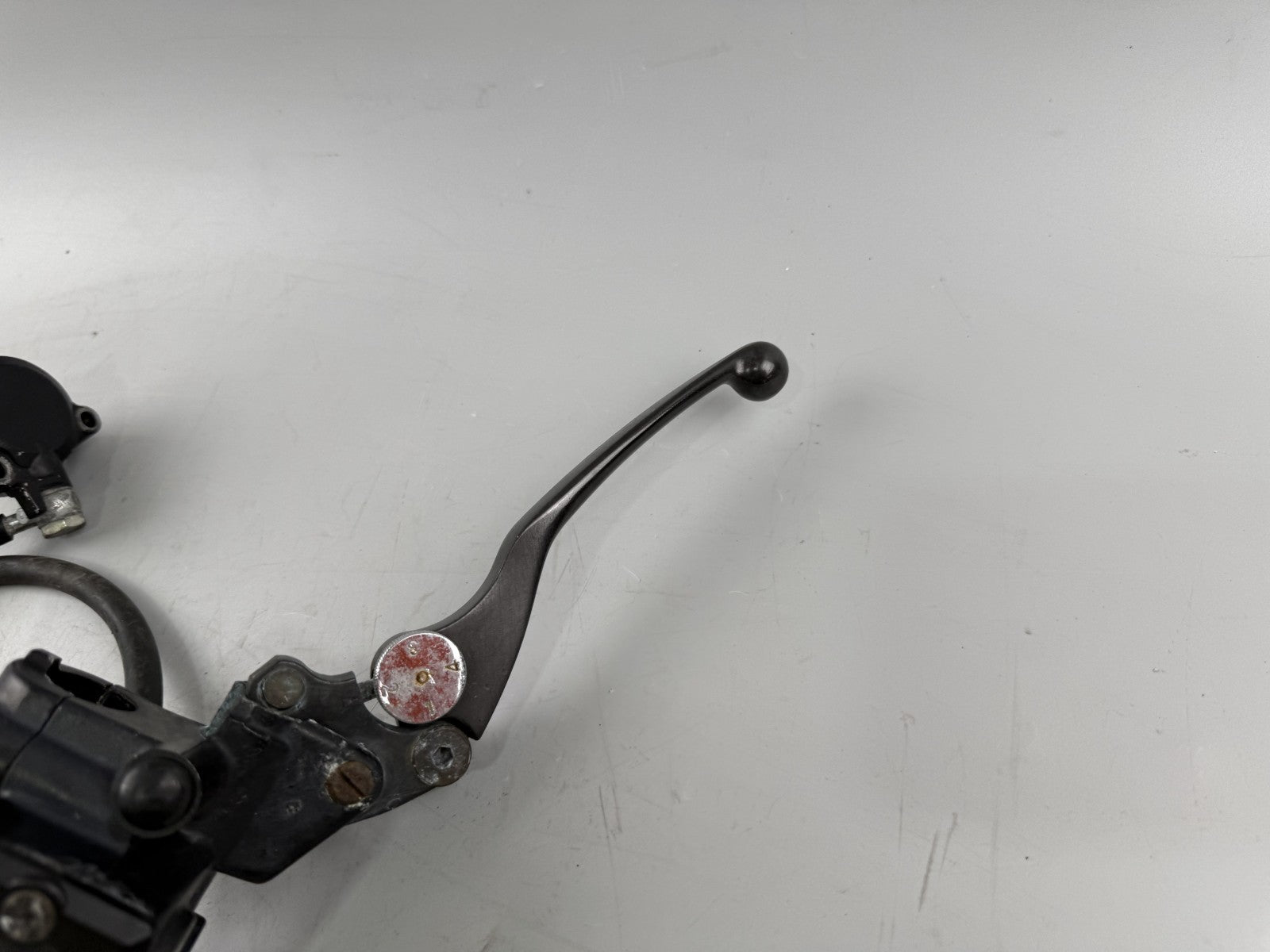 Triumph Daytona 1200 T300D Kupplungsarmatur Pumpe Geber Nehmer Clutch Leitung