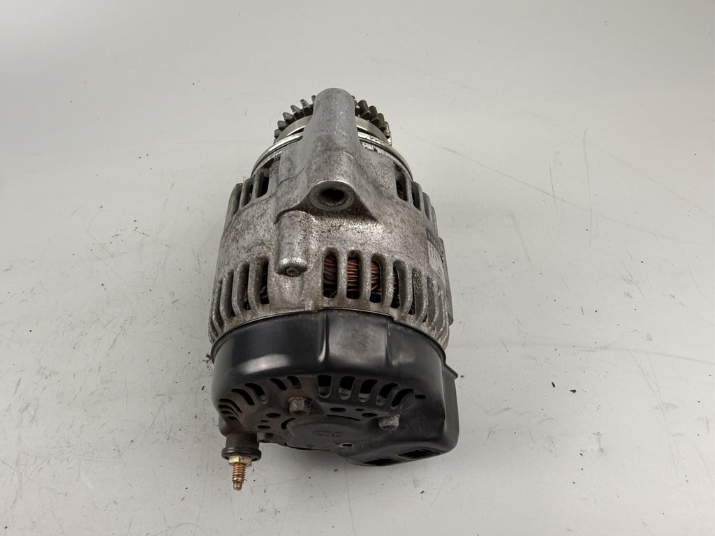 Suzuki GSX750 AE Inazuma Lichtmaschine Lima Lightmachine Generator Electric