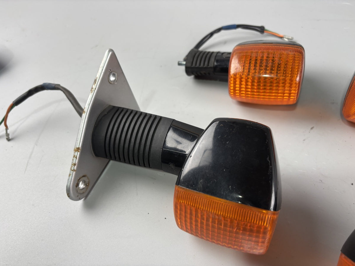Honda CB450S PC17 Blinkerset Blinkerpaar Turn Signal Lighters