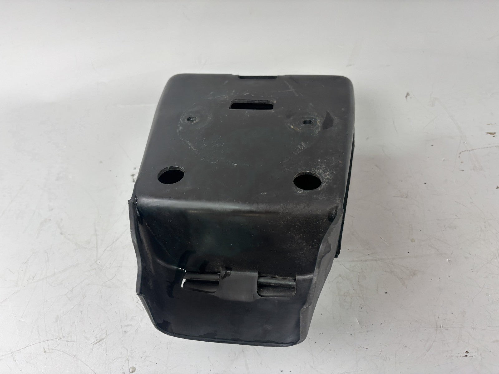 Yamaha XS400 2A2 Werkzeugfach Staufach Werkzeugbox Bordwerkzeug