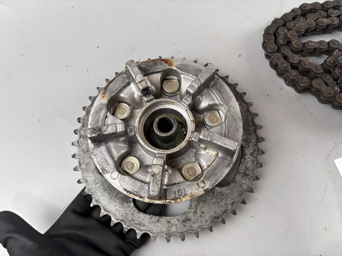 Suzuki SV650 N AV Kettenkit Kettensatz Chain Kettenradträger
