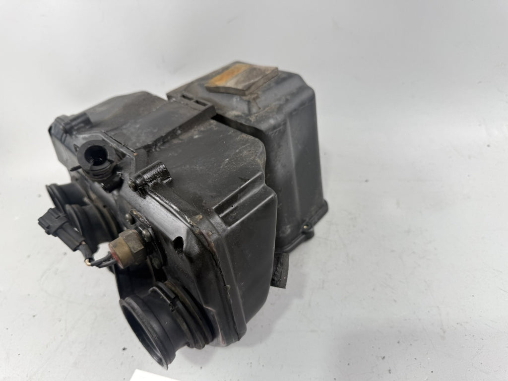 Kawasaki ZR 7 ZR750F Luftfilterkasten Airbox Ansaugung Motor Engine