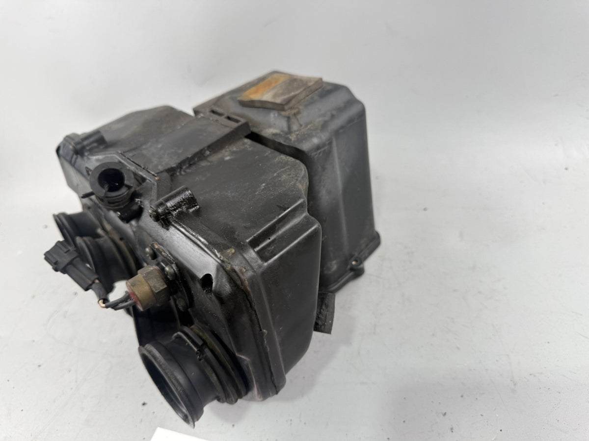 Kawasaki ZR 7 ZR750F Luftfilterkasten Airbox Ansaugung Motor Engine