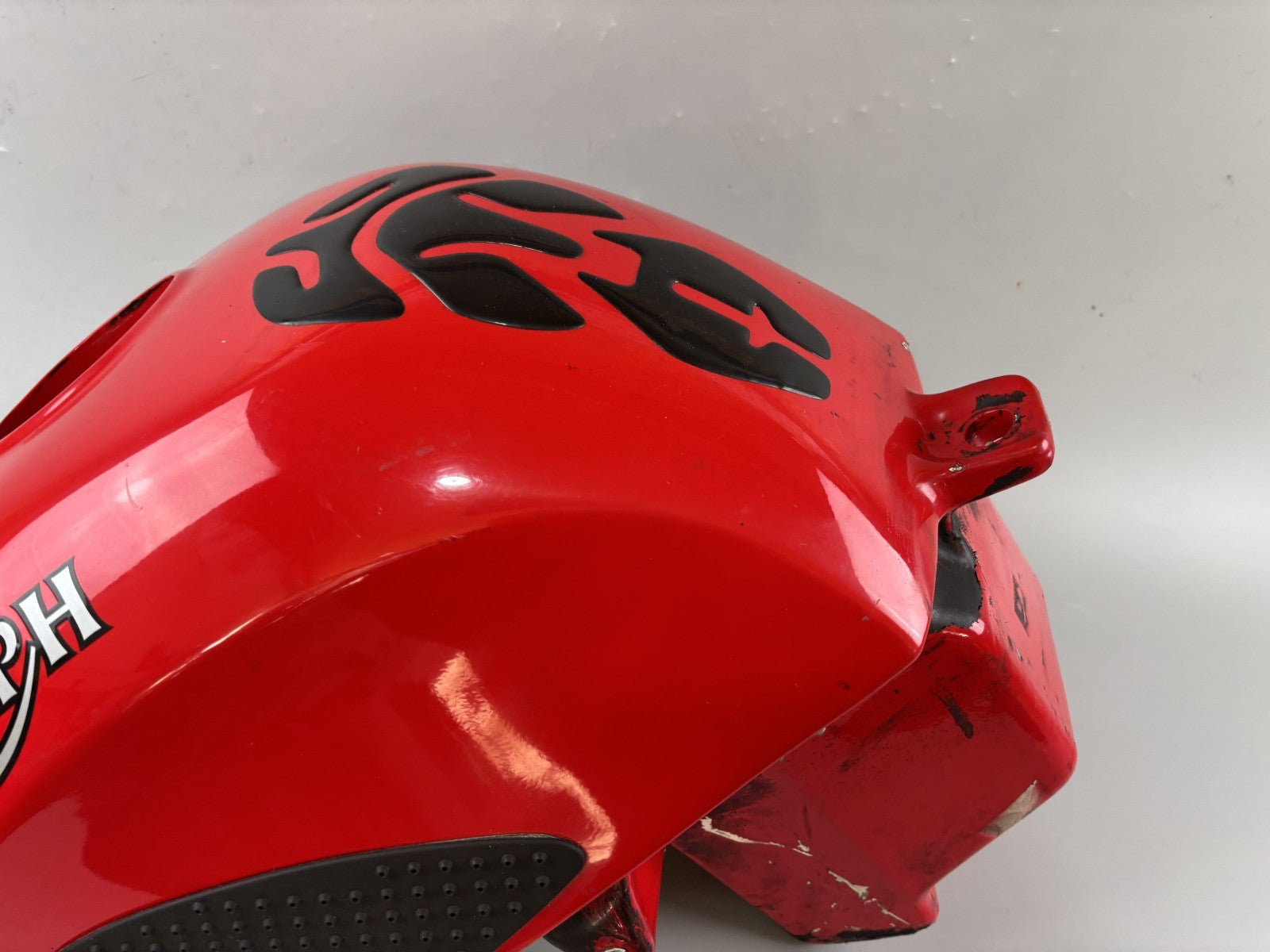 Triumph Daytona 955 T 595 Tank Benzintank Fuel Gas Gasoline Kraftstofftank
