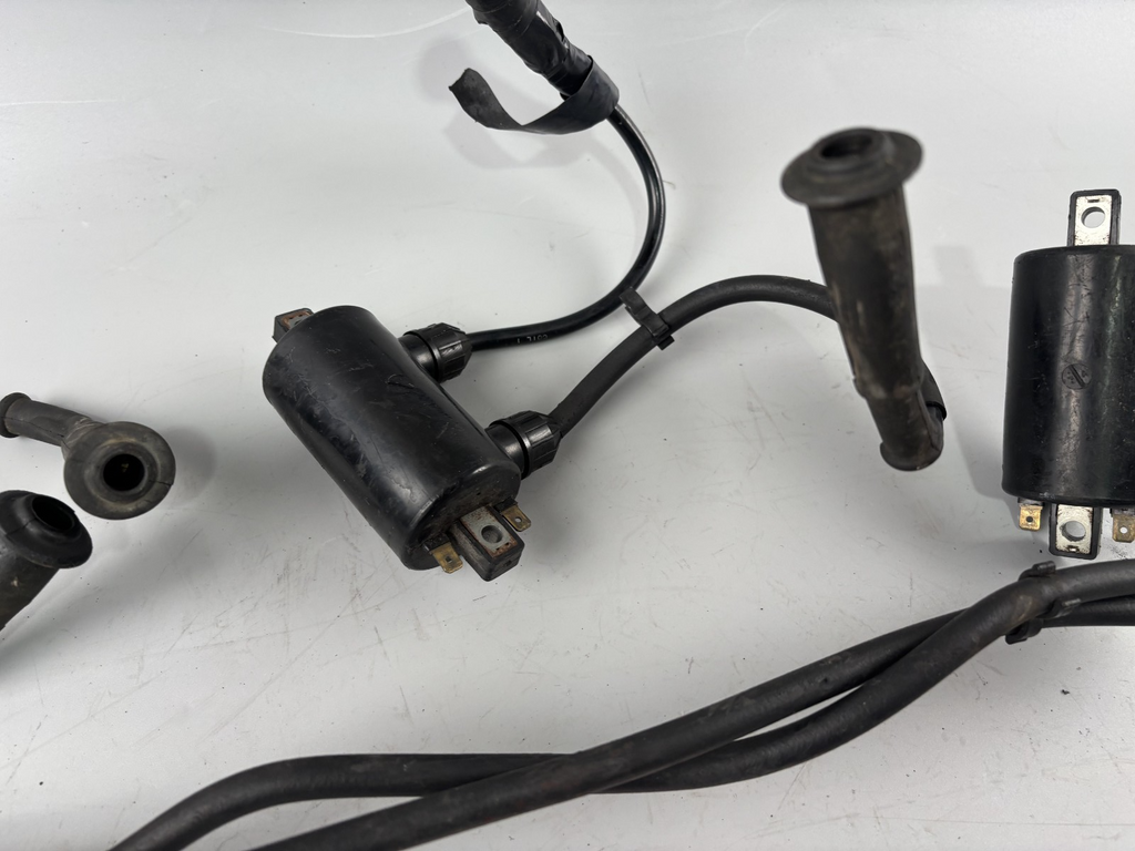 Honda VF 750 F RC15 Zündspule Zündstecker Zündung Ignition Zündkabel