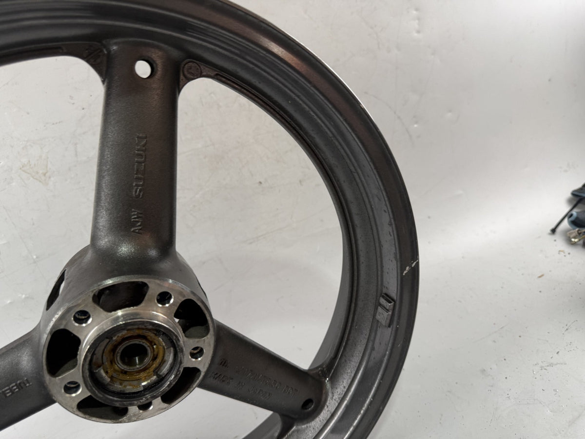 Suzuki SV650 N AV Vorderradfelge Wheel Felge vorne front Rad RIM