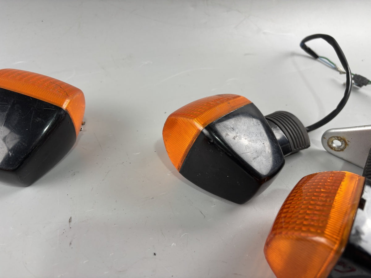 Honda CB450S PC17 Blinkerset Blinkerpaar Turn Signal Lighters