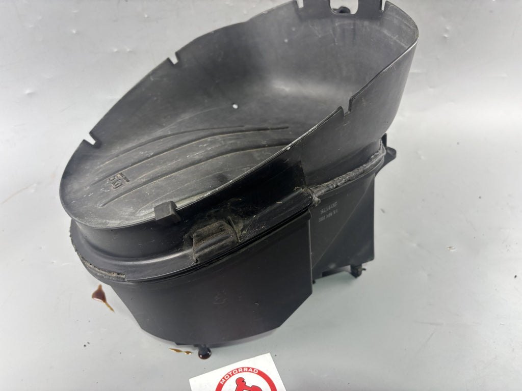 BMW F 650 CS Scarver Luftfilterkasten Airbox Ansaugung Zuluft