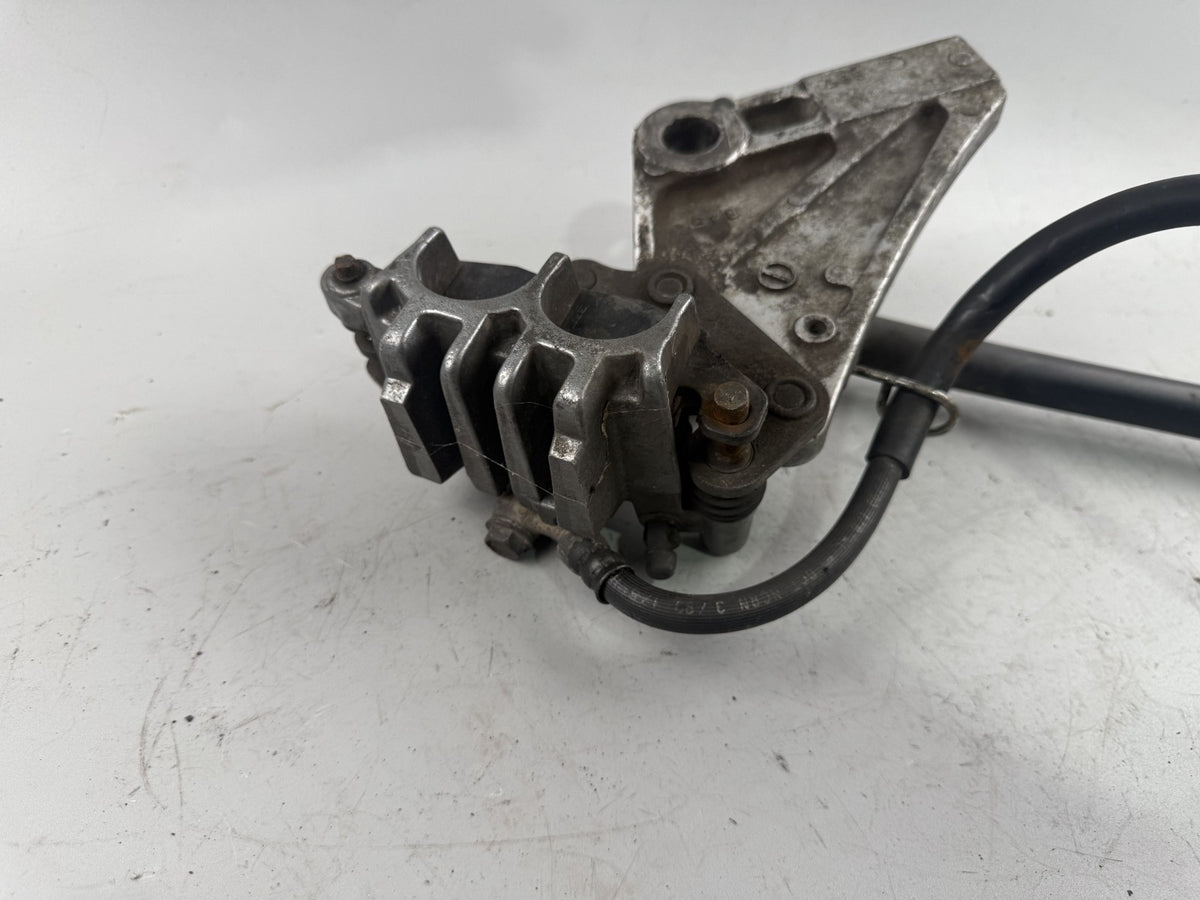 Kawasaki ZR 7 ZR750F Bremsanlage Bremse Brake Sattel Pumpe hinten back