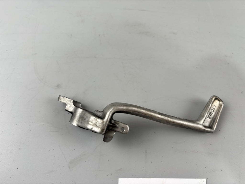 Honda VFR800 RC46/2 VTEC Bremshebel Bremspedal Brake hinten back Bremse
