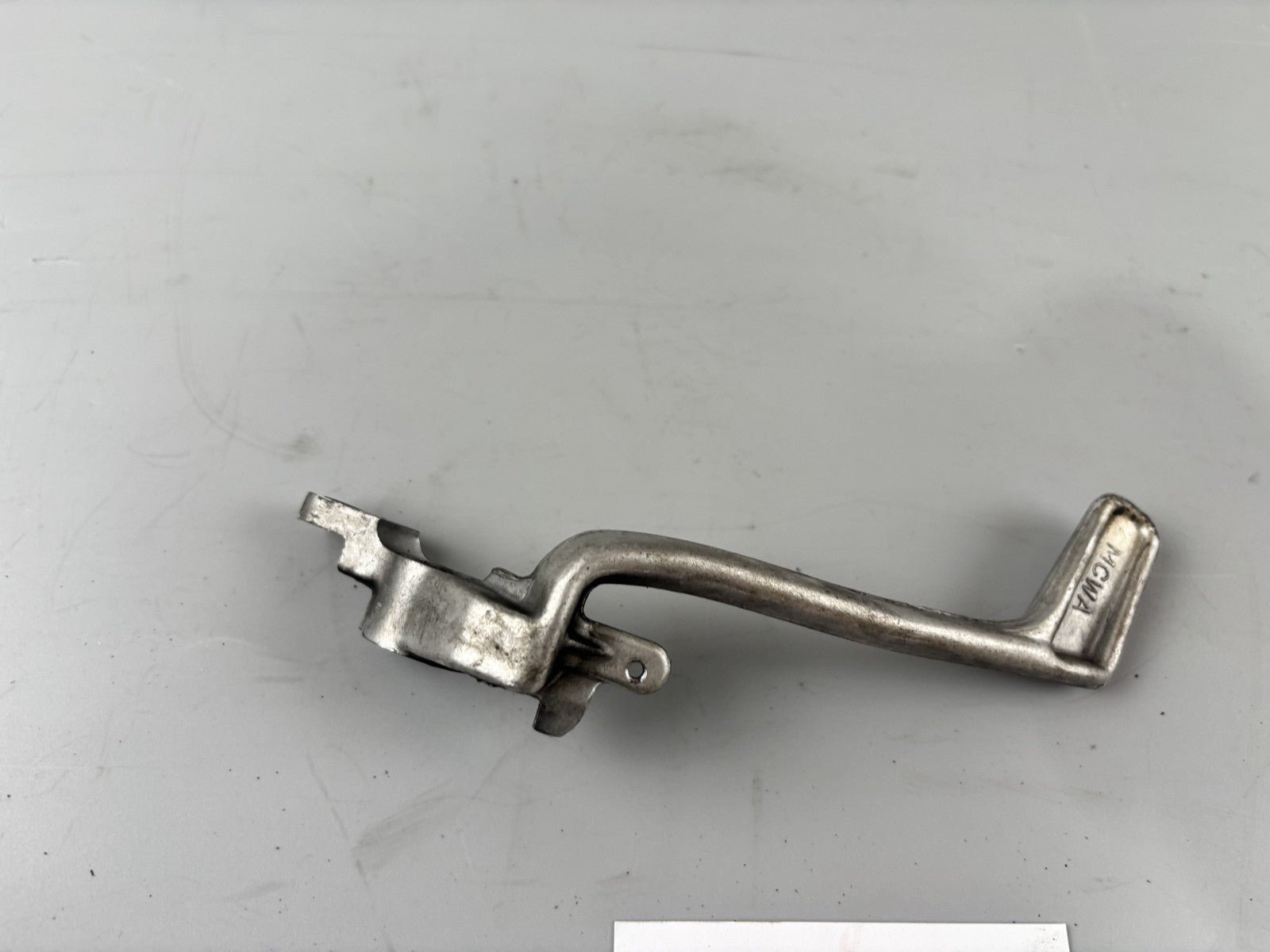 Honda VFR800 RC46/2 VTEC Bremshebel Bremspedal Brake hinten back Bremse