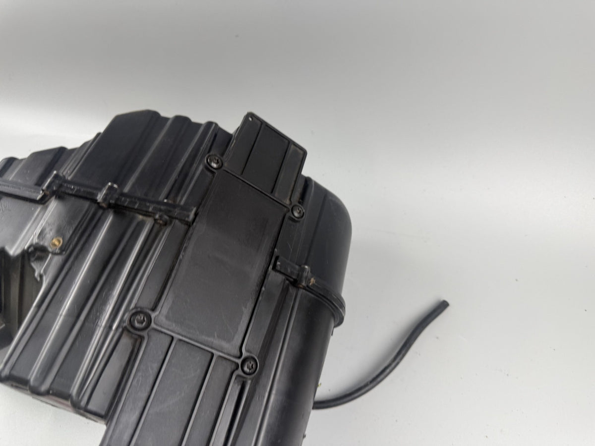 Triumph Sprint 955i ST T695 Luftfilterkasten Airbox Ansaugung Motor Engine