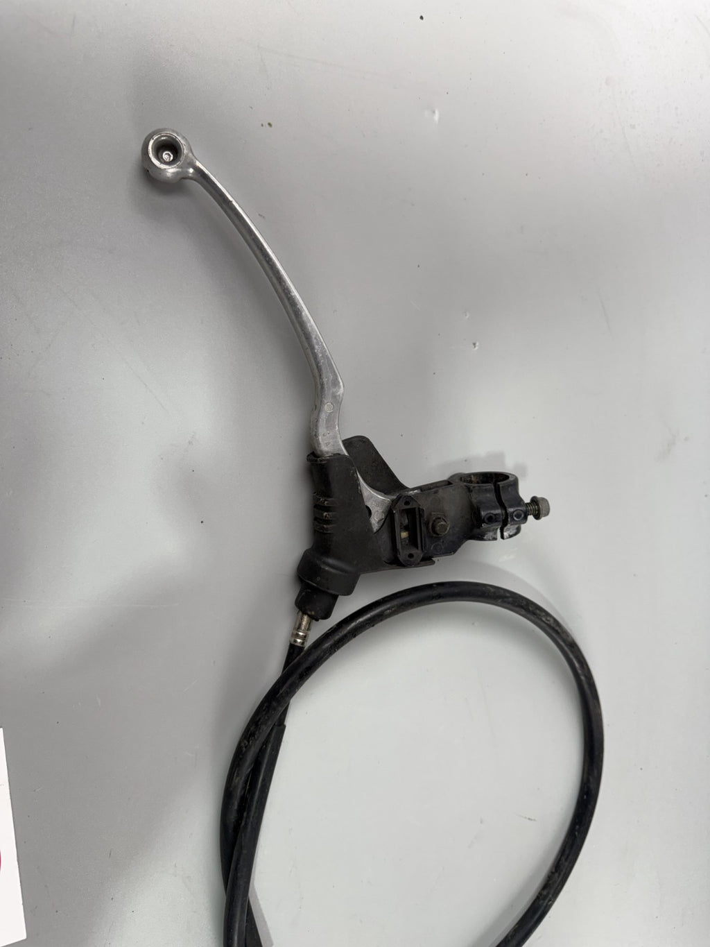 Suzuki GSF600 GN77B Bandit Kupplungsarmatur Hebel Clutch Einheit Handlebar