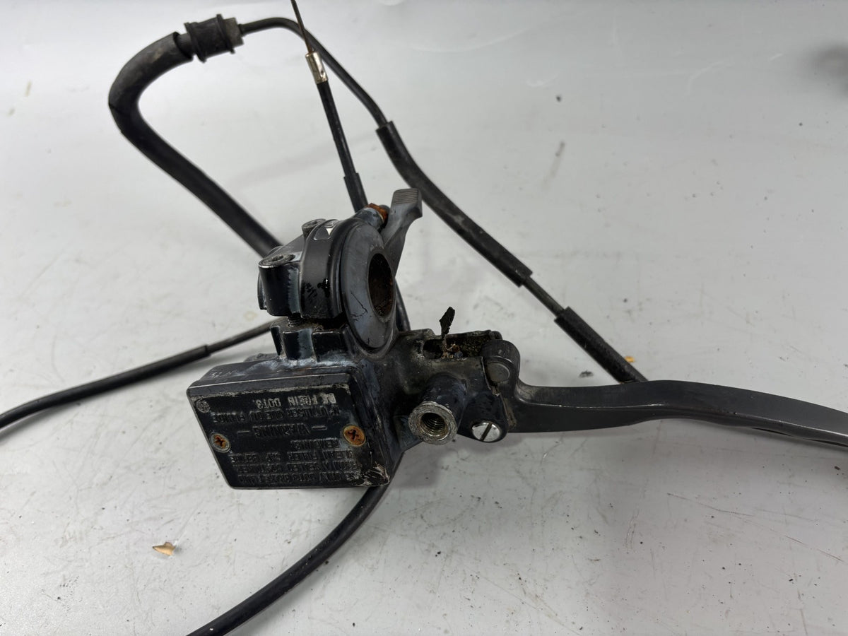 Honda CBX 650 E RC13 Kupplungseinheit Clutch Zylinder Pumpe Handlebar Lenker