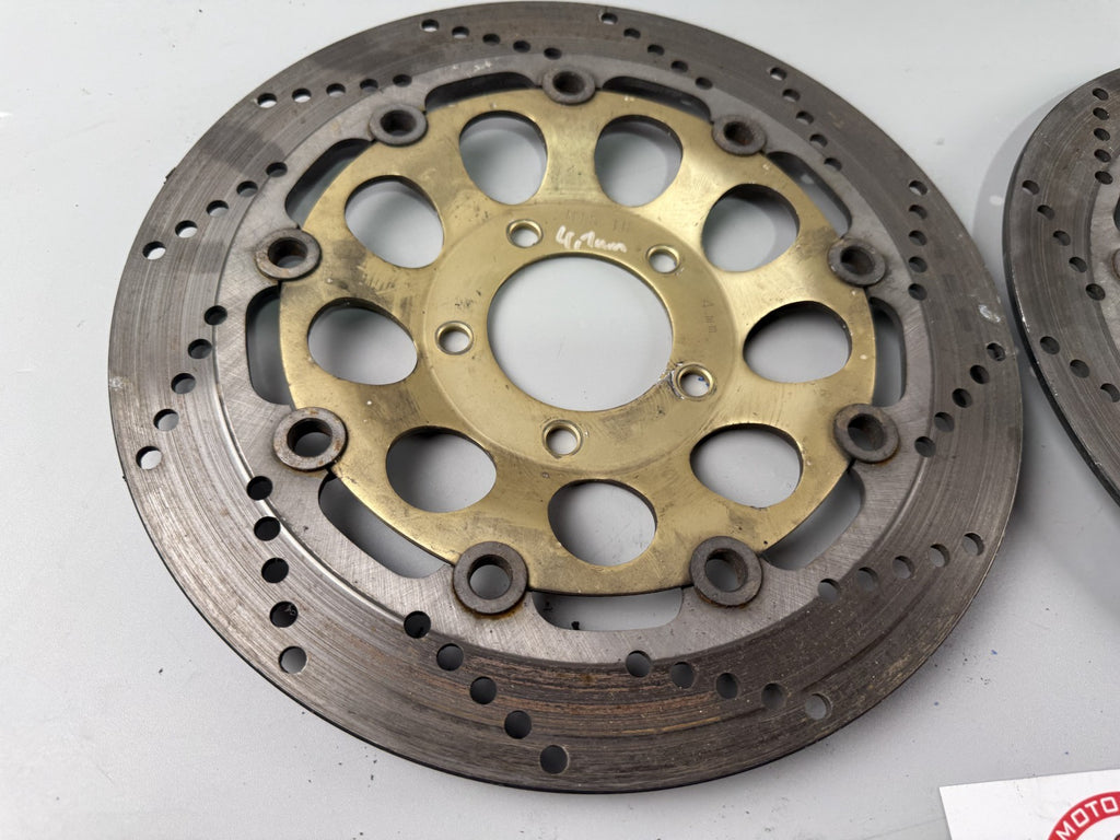Suzuki GSF600 GN77B Bandit Bremsscheibe Scheiben Brakedisc vorne Bremse 4,1mm