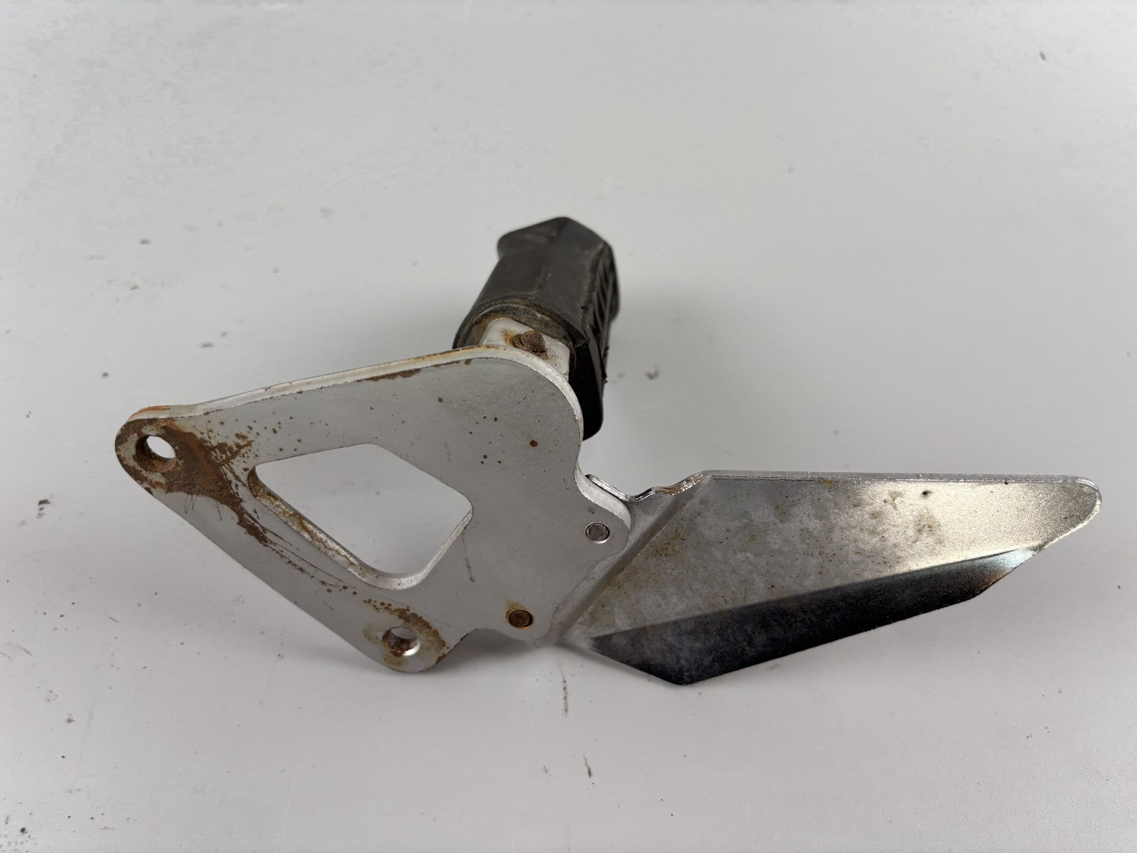Suzuki GS 500 EU GM51B Fußrastenanlage Fußraste Hangers Step links left