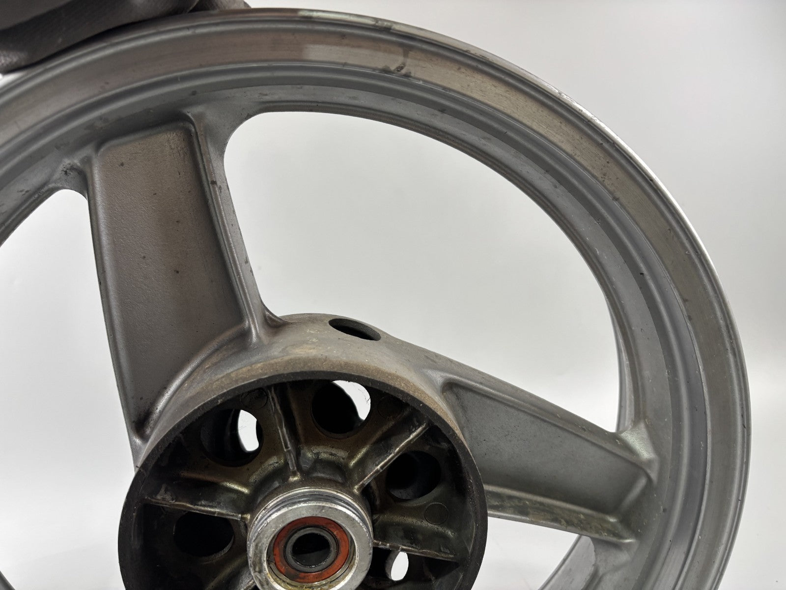 Kawasaki EX500D GPZ500S Hinterradfelge Felge Rim Rad hinten back Reifen