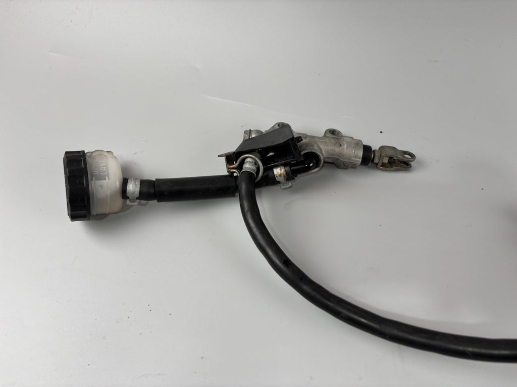 Kawasaki ZX6R ZX636 A 2002 Bremsanlage Bremse Brake Sattel Pumpe hinten back