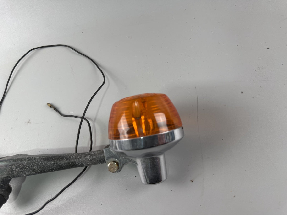 Honda CX500 Güllepumpe Blinker turn Signal Holder Halterung Blinkerpaar