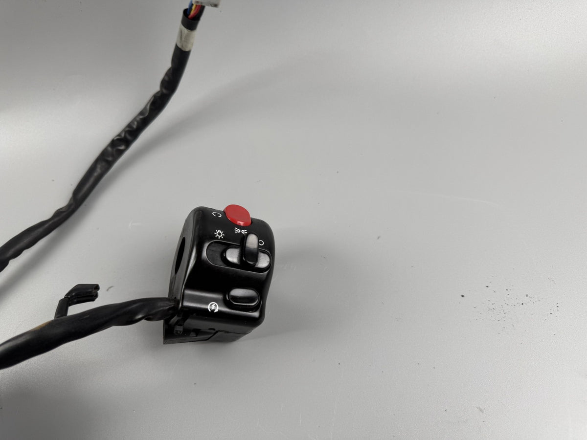 Triumph Sprint 955i ST T695 Lenkerschalter Gasgriff Handlebar Switch rechts righ