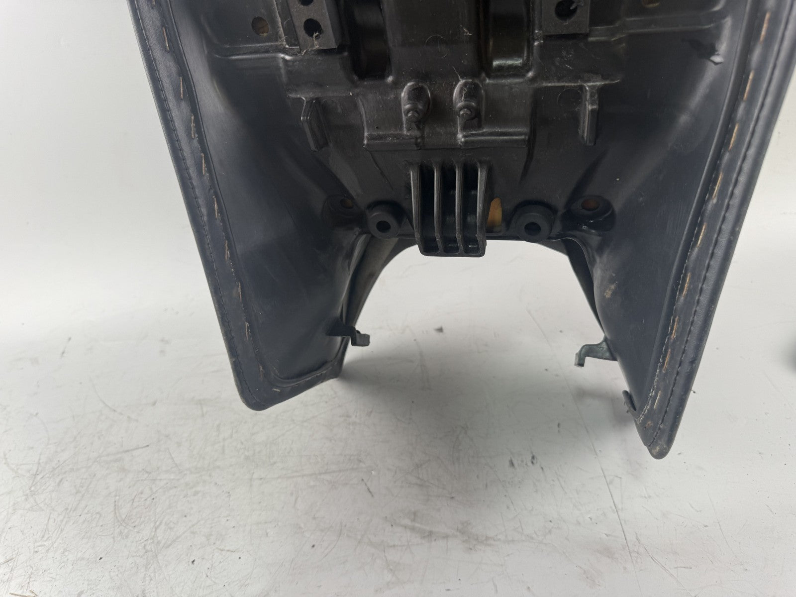 Honda CBF 600 S PC38 Fahrersitz Driver Seat Sitzbank front vorne Kissen Polster