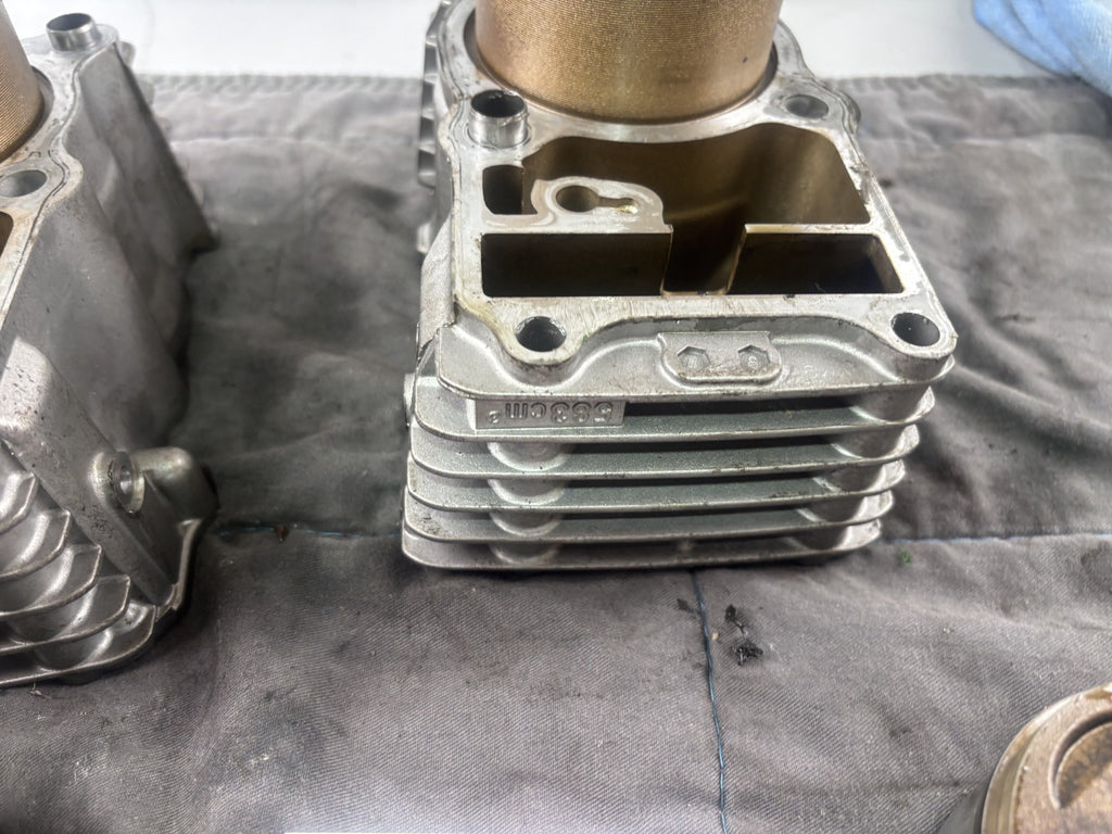 Honda Transalp XL 600 V PD06 Motor Engine Zylinder Cylinder Head Pleuel