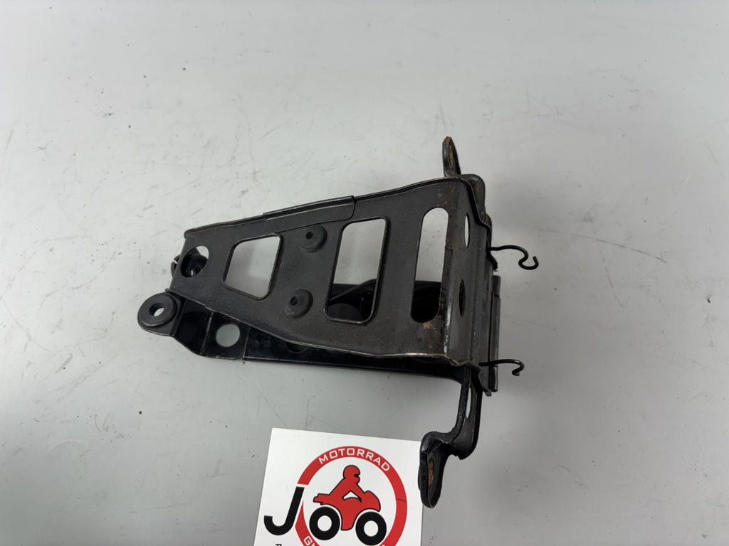 Honda VF 750 F RC15 Batteriehalter Batteriefach Halter Batterie Holder Kasten