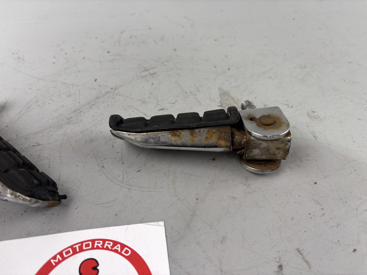 Yamaha XJ900 F 4BB Fußraste Sozius Fußrastenpaar links rechts Hangers Step hinte