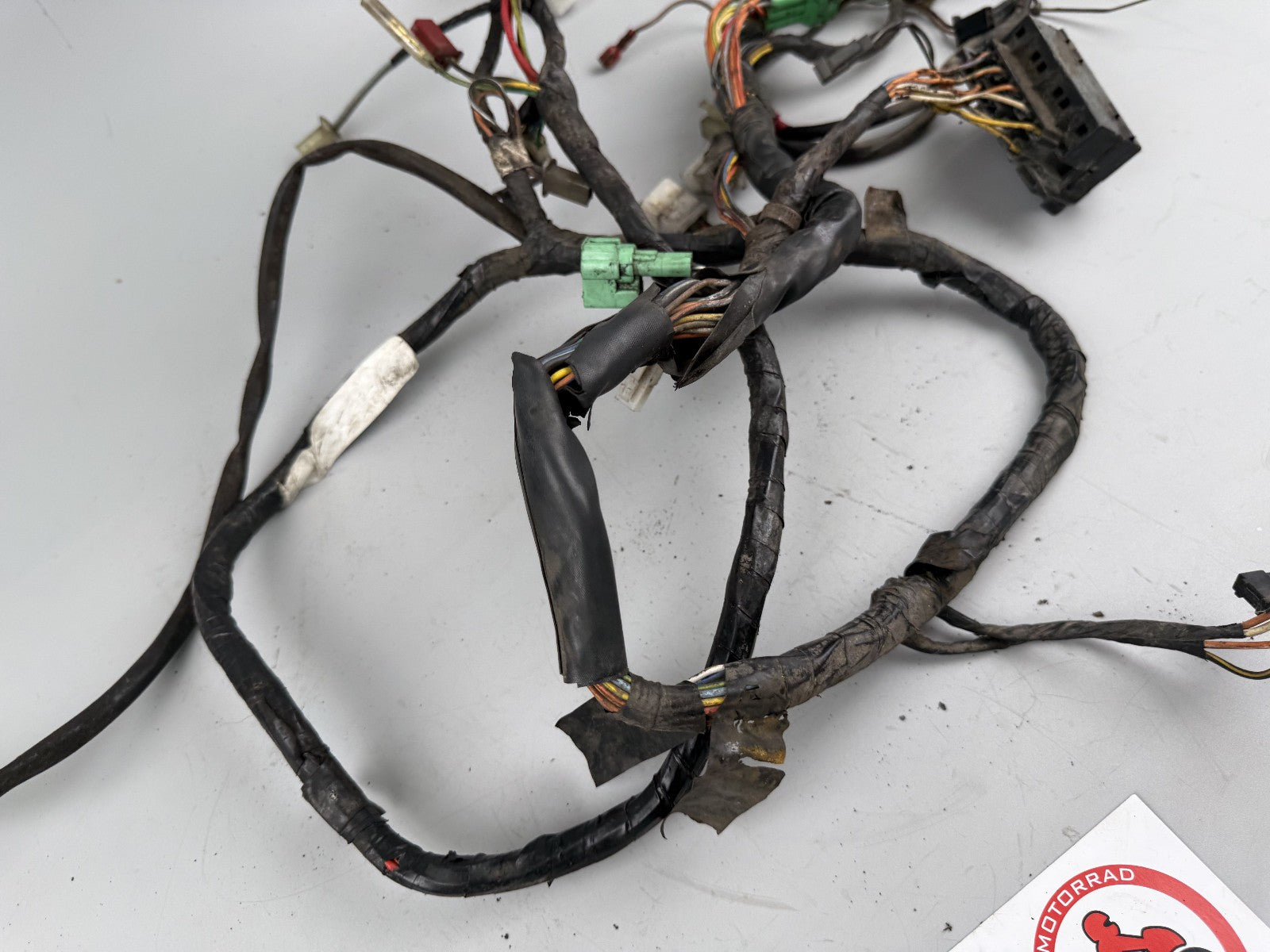 Suzuki GSF600 GN77B Bandit Kabelbaum Anschluss Cable Electric Relais