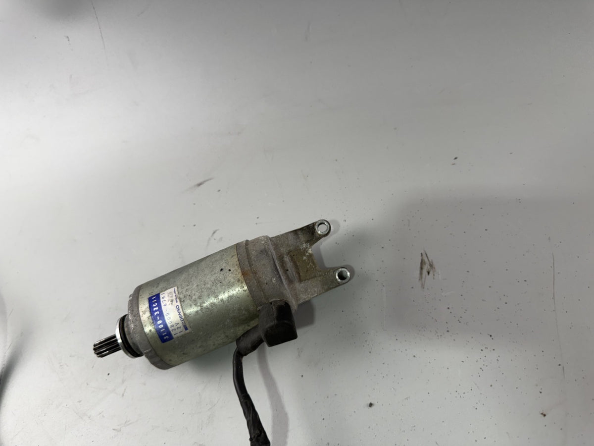 Suzuki GSF600 GN77B Bandit Anlasser Starter Motor Engine Electric