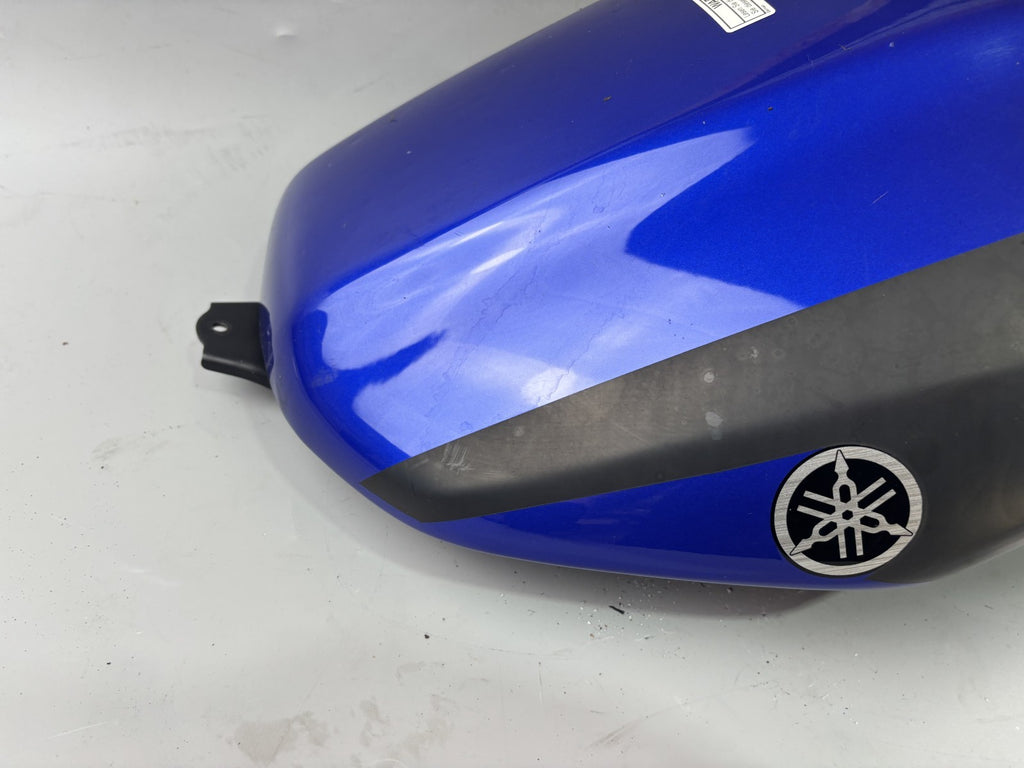 Yamaha FZS600 Fazer RJ02 Tank Treibstoff Kraftstoff Fuel Gas Gasoline Benzintank