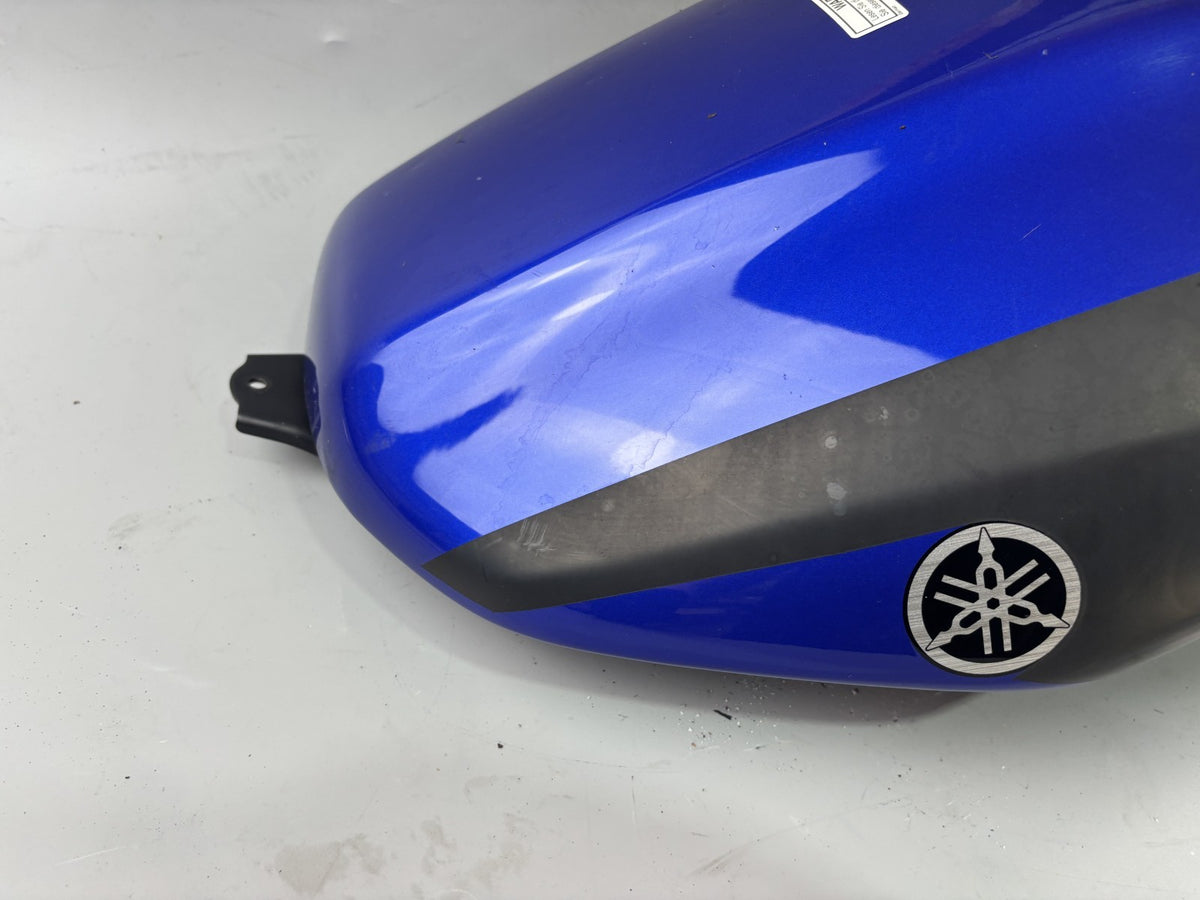 Yamaha FZS600 Fazer RJ02 Tank Treibstoff Kraftstoff Fuel Gas Gasoline Benzintank