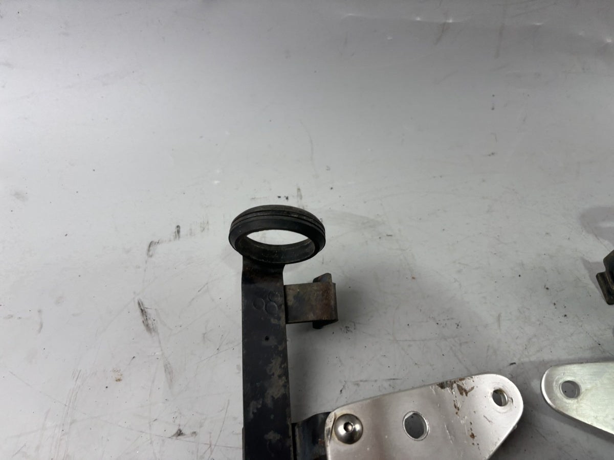 Suzuki GSX 750 AE Inazuma Blinkerhalter Scheinwerferhalter Holder Gabel