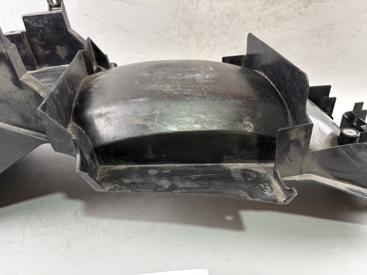 Yamaha FZS600 Fazer RJ02 Heckuntersicht Radlauf Fender Cover untere Verkleidung