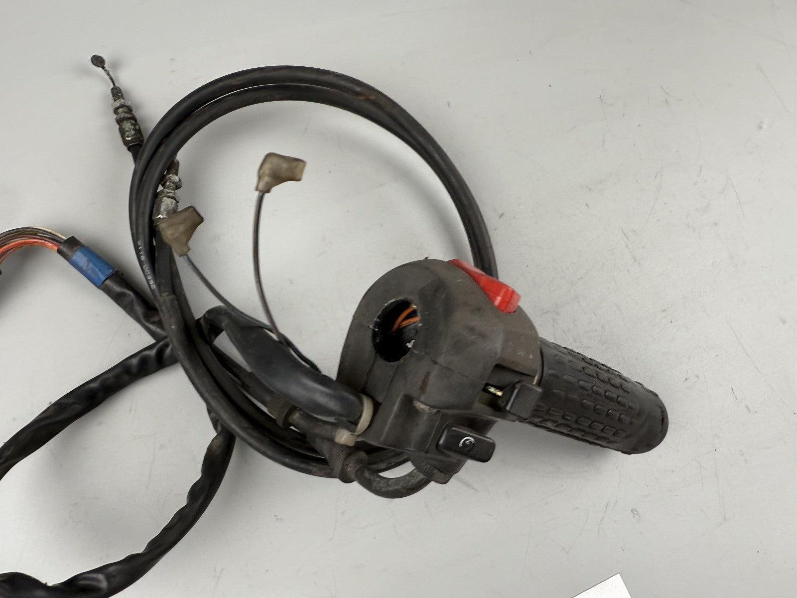 Suzuki GSF600 GN77B Bandit Lenkerschalter Lenkerarmatur Handlebar rechts right