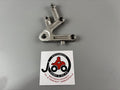 Triumph Daytona 955 T 595 Fußrastenhalteplatte Holder Hanger rechts right