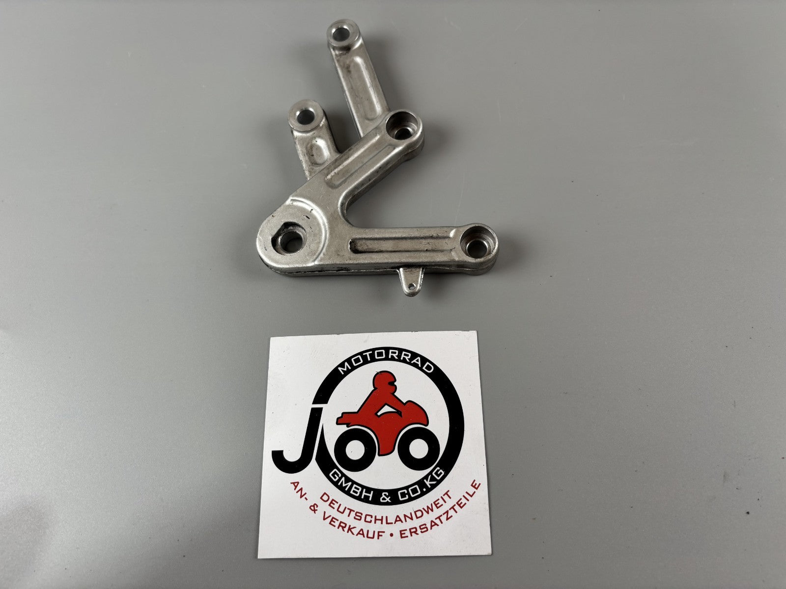 Triumph Daytona 955 T 595 Fußrastenhalteplatte Holder Hanger rechts right