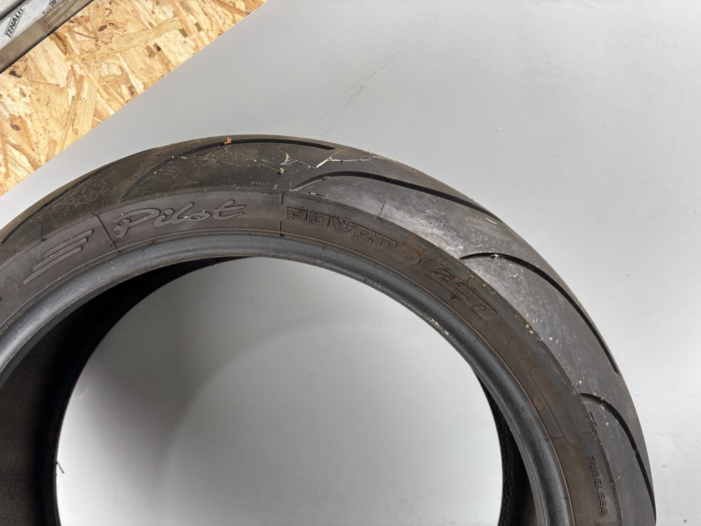 Motorrad Reifen Wheel 180/55 ZR17 Michelin Pilot 18/2020 DOT 4,4mm