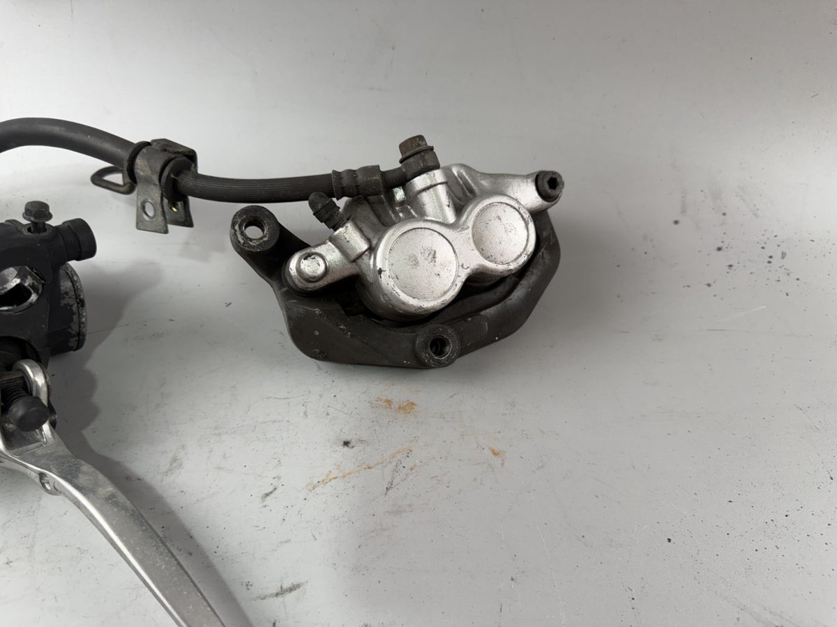 Yamaha XJ 600 Diversion 4BR 4LX Bremsanlage Bremse Sattel Pumpe vorne front Brak