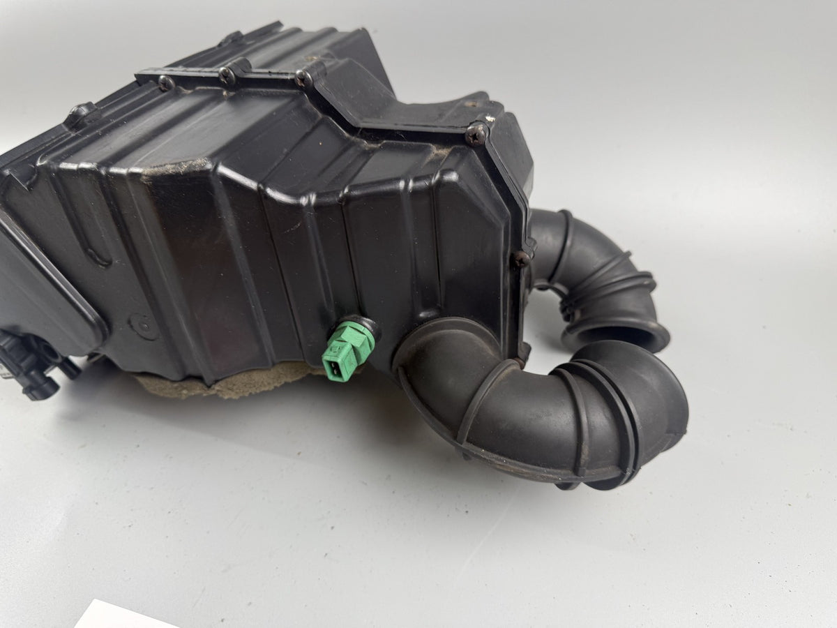 Triumph Sprint 955i ST T695 Luftfilterkasten Airbox Ansaugung Motor Engine