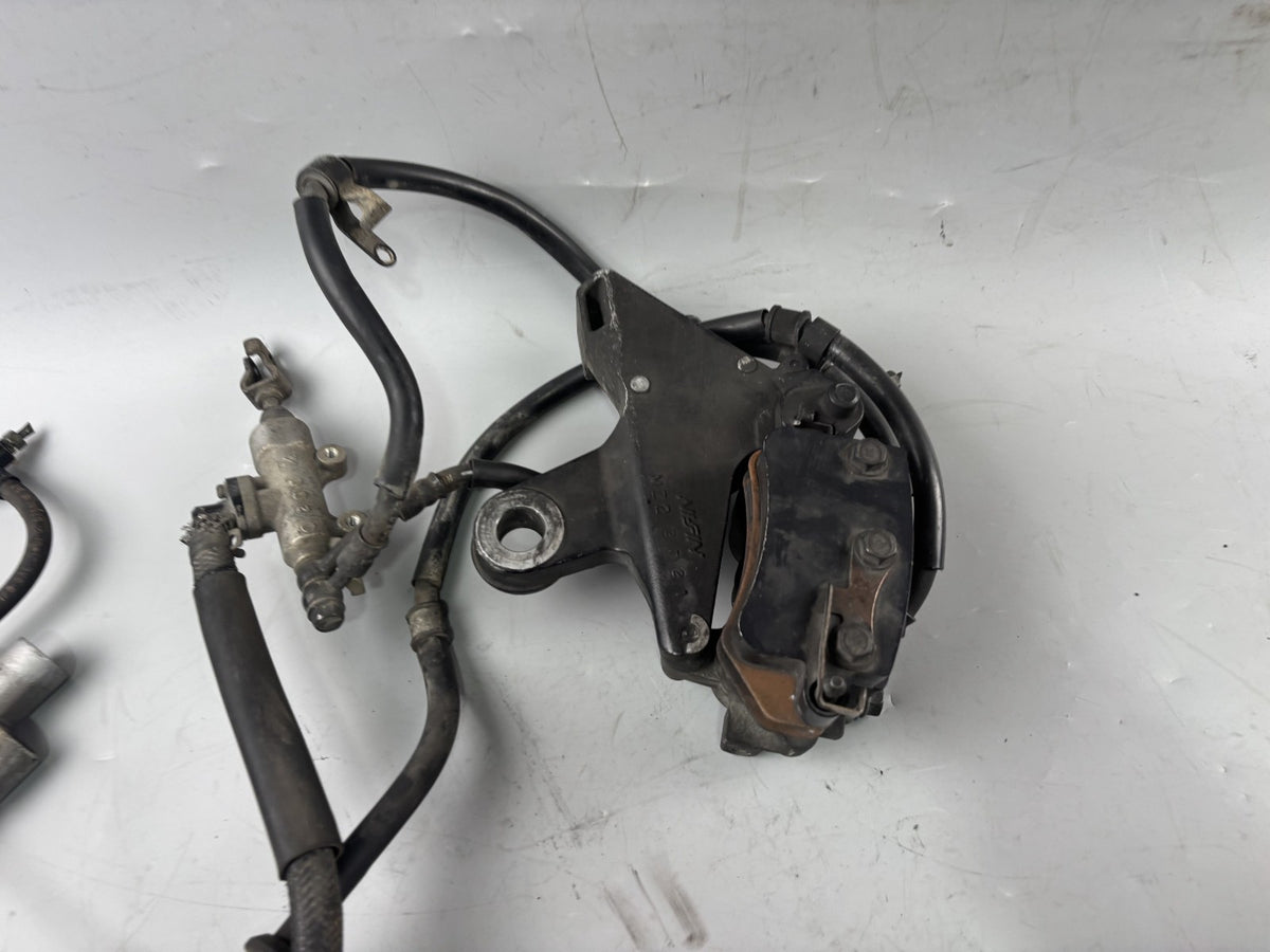 Honda CBR 1000F SC24 Bremsanlage Bremse Brake Sattel Pumpe hinten back