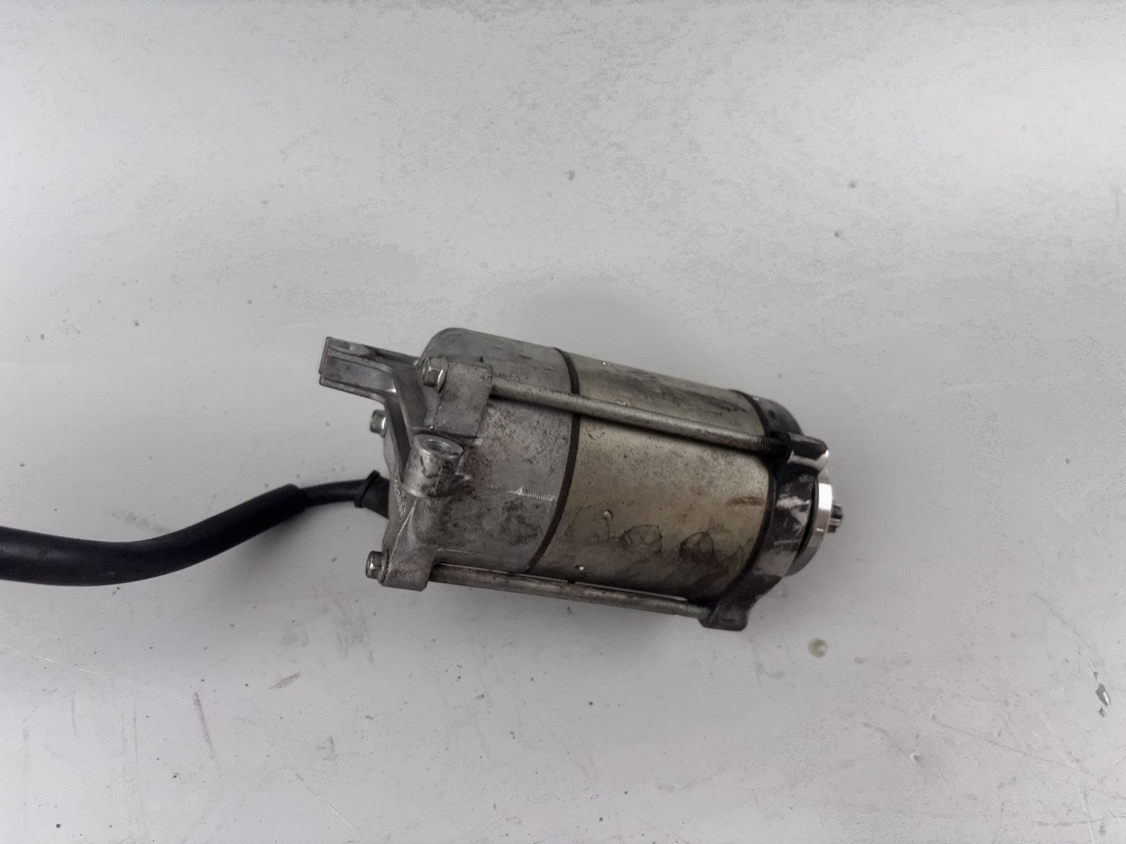 Honda VFR800 RC46/2 VTEC Anlasser Starter Electric