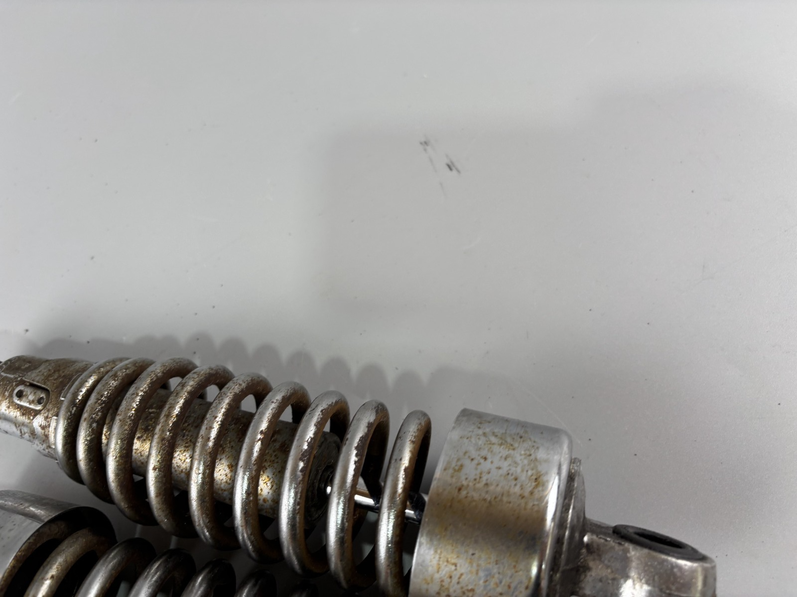 Kawasaki BN125A EL125 Eliminator Stoßdämpfer Federbein Federung Fork Absorber
