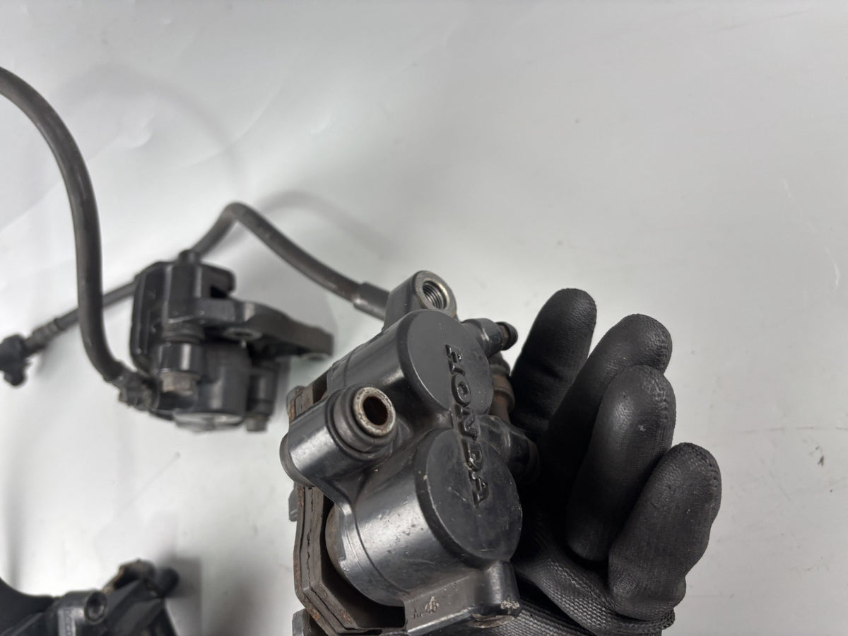 Honda VF 750 F RC15 Bremsanlage Bremse Brake Sattel Pumpe Vorne front