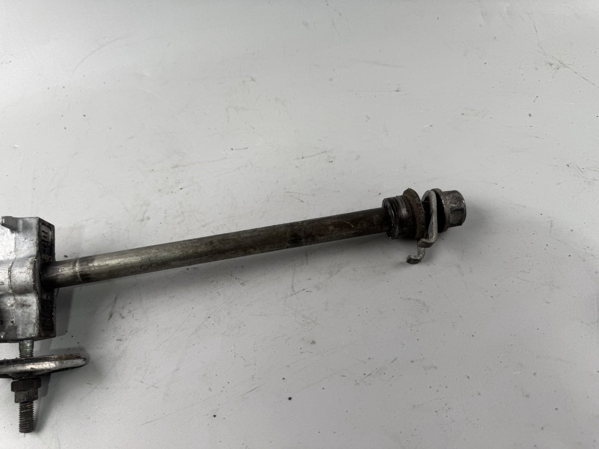 Honda XL600 R Transalp PD 06 Steckachse Achse Hinterradachse Kettenspanner