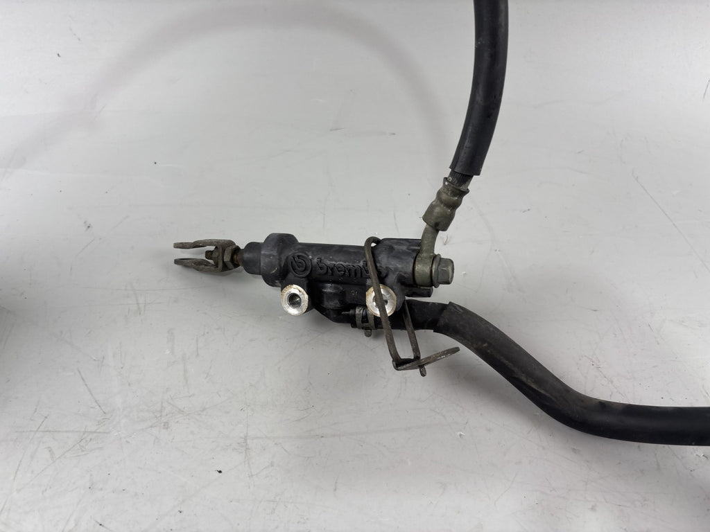 Yamaha XJR1300 RP02 Bremsanlage Brake Bremse Sattel Hinten back Pumpe